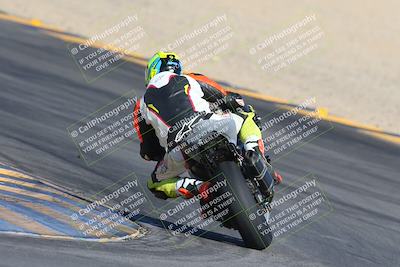 media/Dec-05-2024-Racers Edge (Thu) [[e102e0690b]]/3-B Group/Session 1 Turn 8 Backside/